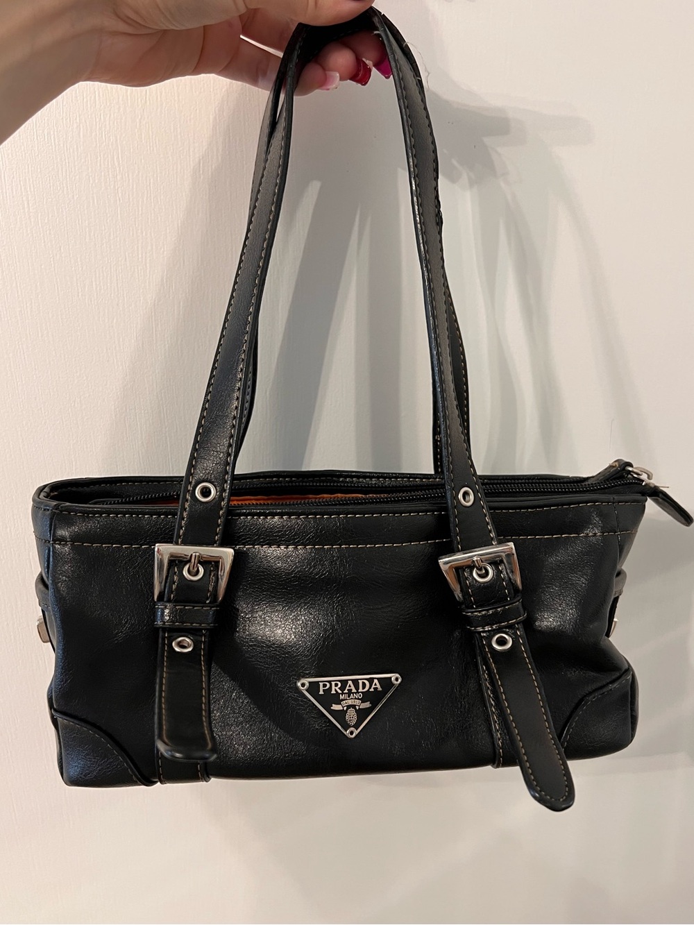 BLACK FAUX LEATHER FASHION HANDBAG ✨